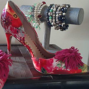 Ladies' Floral- Colored Pumps, Size 10